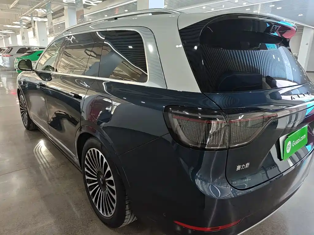 Aito M9 2025 Ultra 52kWh 6 мест (192 ）
