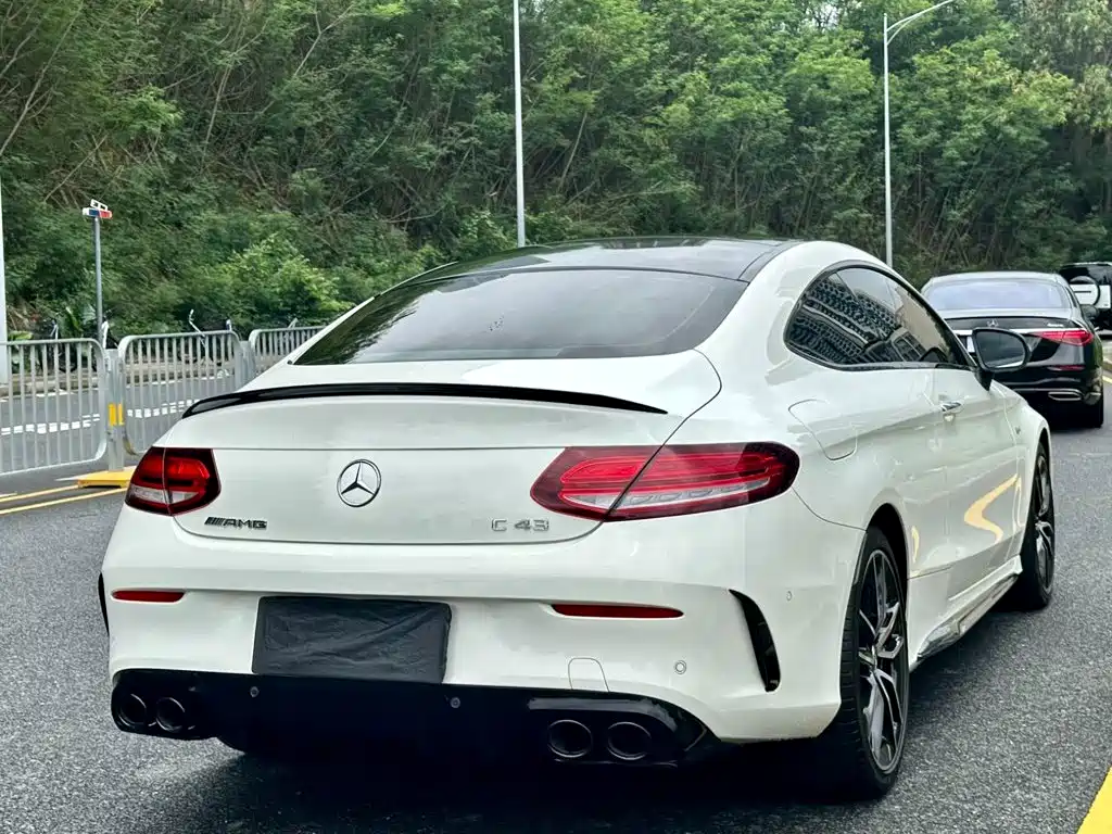Mercedes-Benz C-Class AMG — миниатюра 6