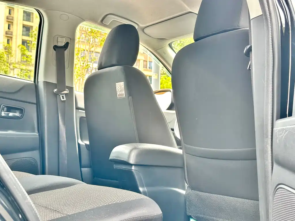 Mitsubishi ASX 2.0L Manual 2WD Comfort Edition, фото 26