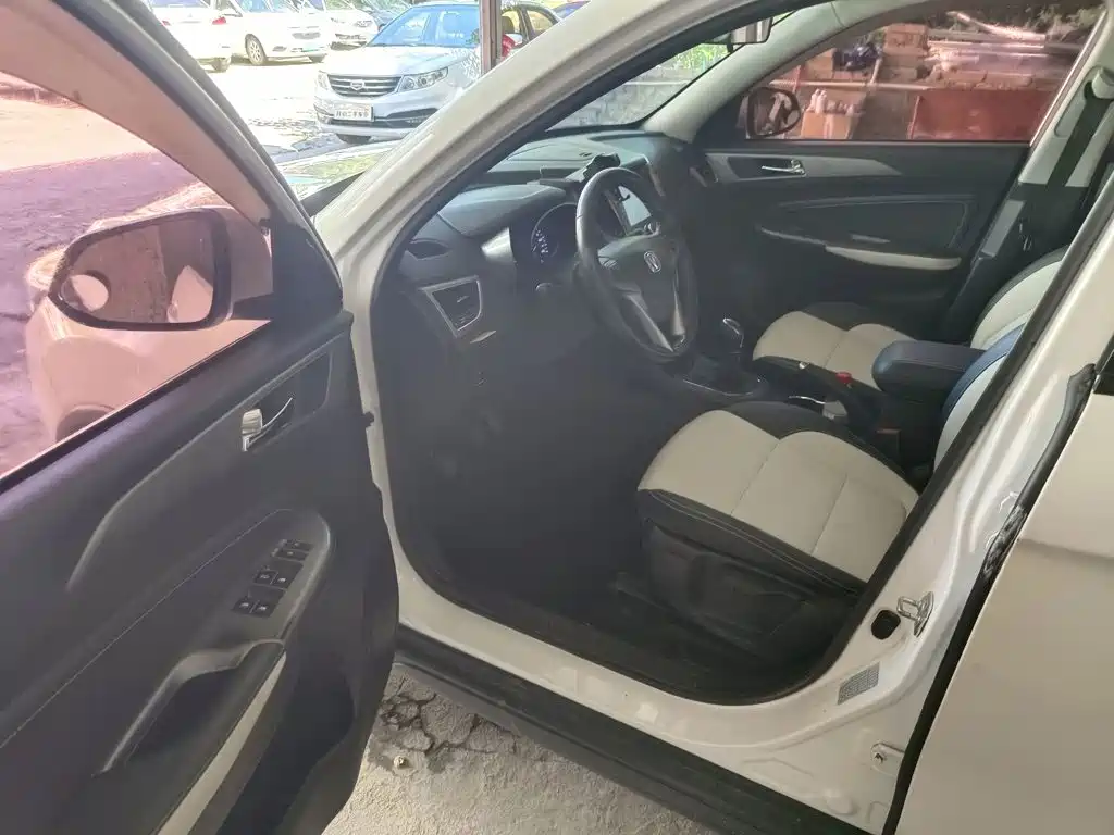 Changan CS35 — миниатюра 16