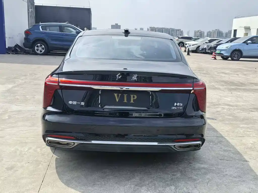 Hongqi Hongqi H5 — миниатюра 15