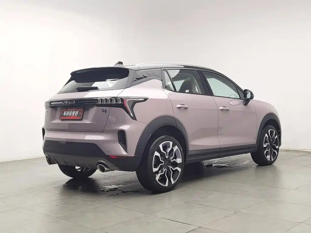 Lynk & Co 06 — миниатюра 2
