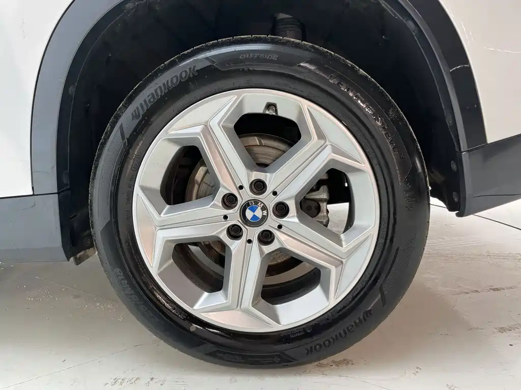 BMW X1 — миниатюра 17