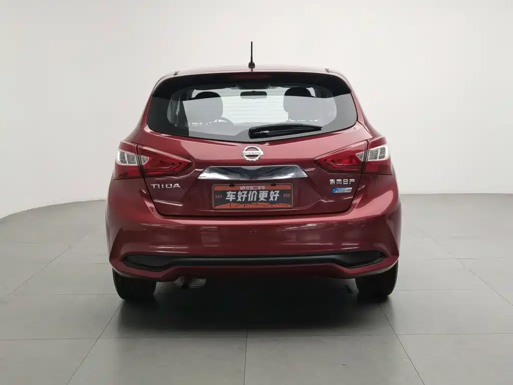 Nissan Tiida — миниатюра 4