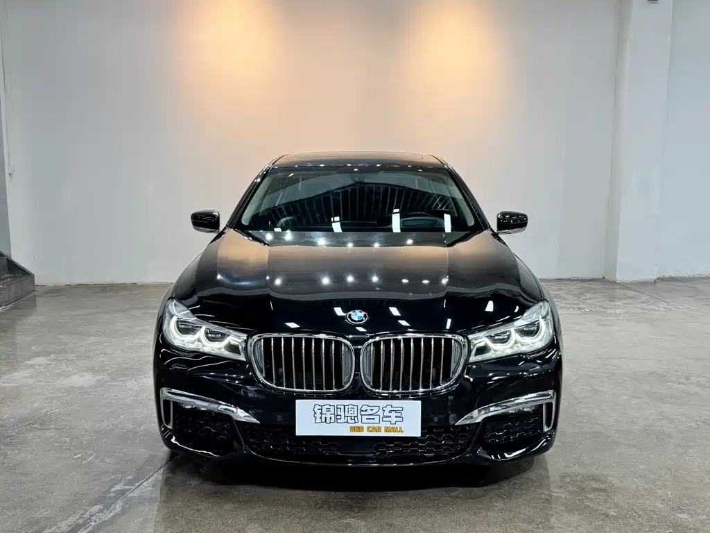 BMW 7 Series — миниатюра 2