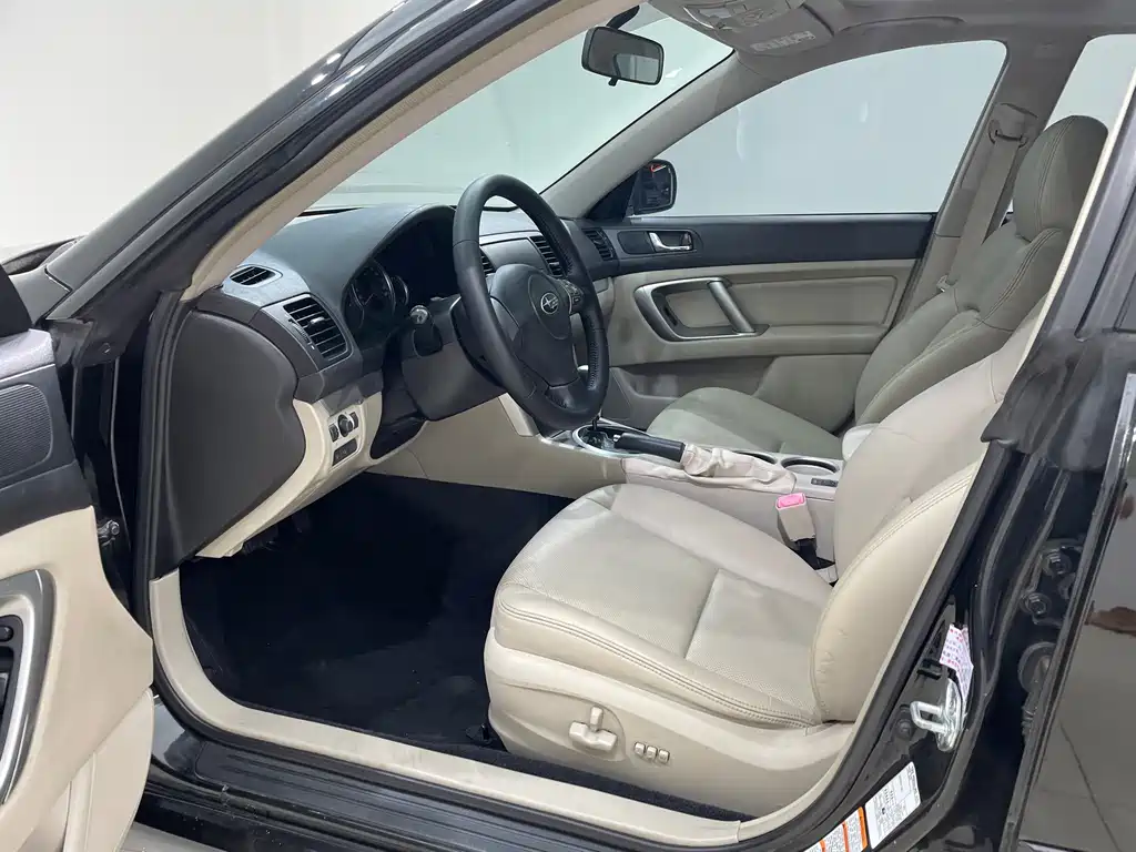 Subaru Legacy — миниатюра 10