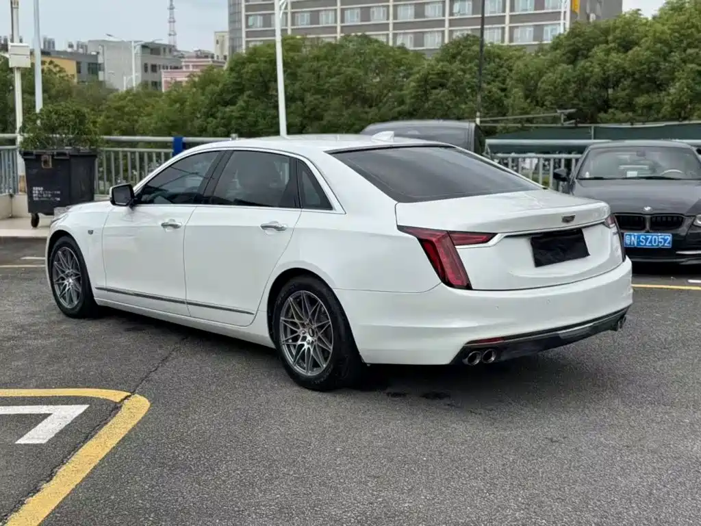 Cadillac CT6 — миниатюра 7