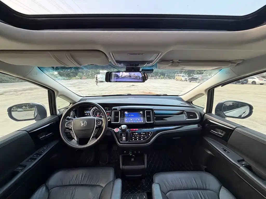 Honda Elysion — миниатюра 23