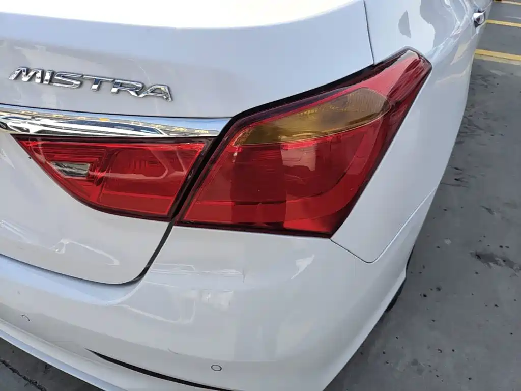 Hyundai Mistra — миниатюра 8