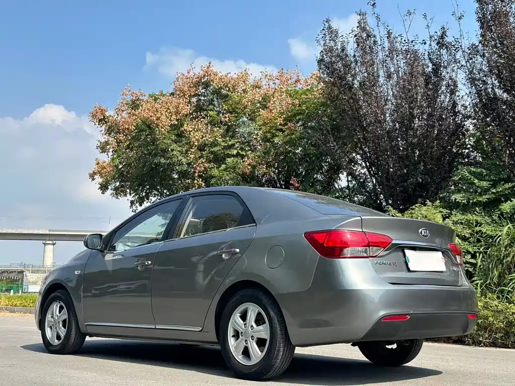 Kia Forte — миниатюра 3
