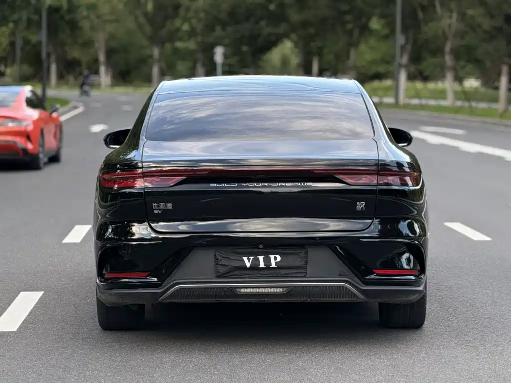 BYD Han — миниатюра 8