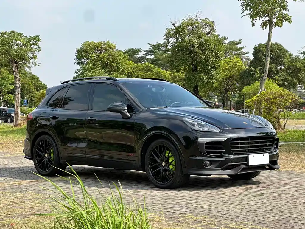 Porsche Cayenne — миниатюра 3