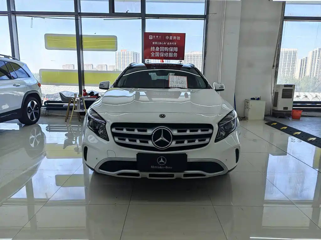 Mercedes-Benz GLA — миниатюра 2