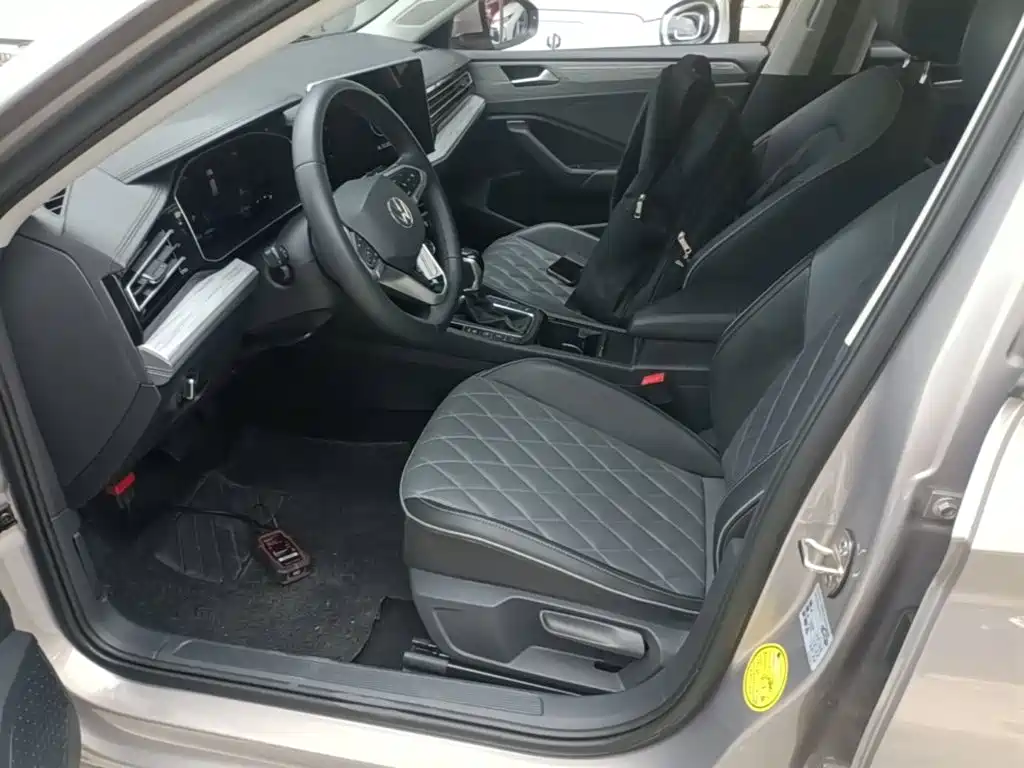 Volkswagen Sagitar — миниатюра 15