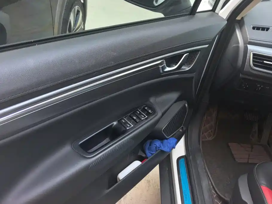 Geely Emgrand GS — миниатюра 7