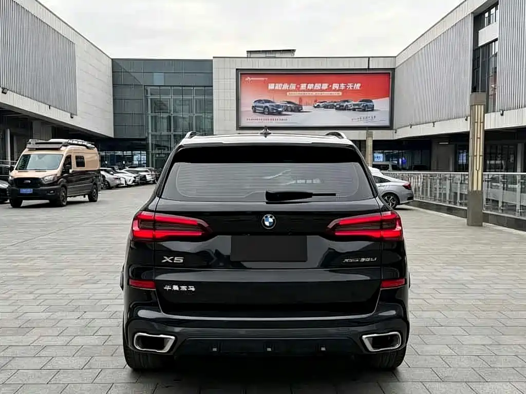 BMW X5 — миниатюра 11