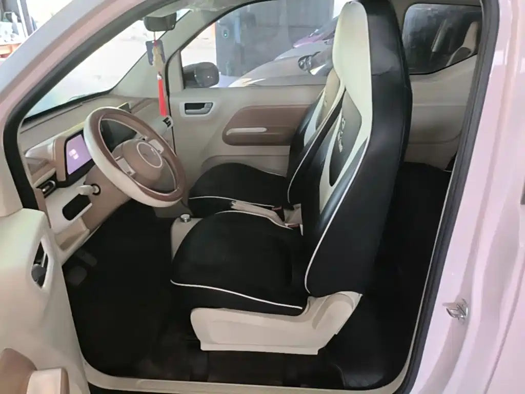 Wuling MINIEV — миниатюра 15