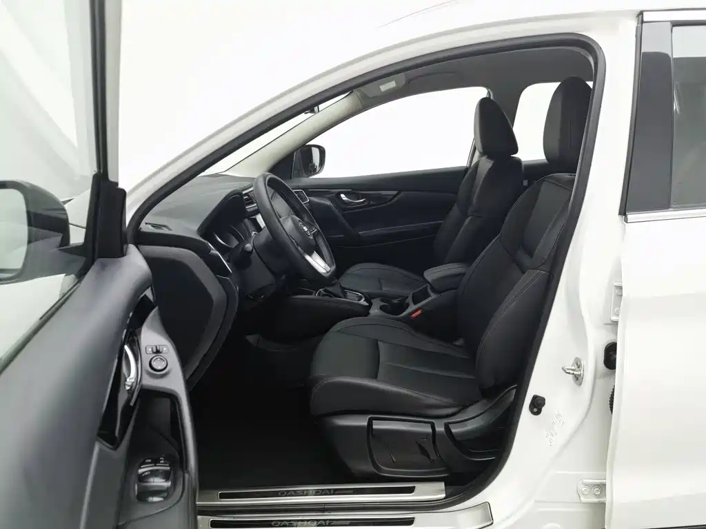 Nissan Qashqai — миниатюра 10