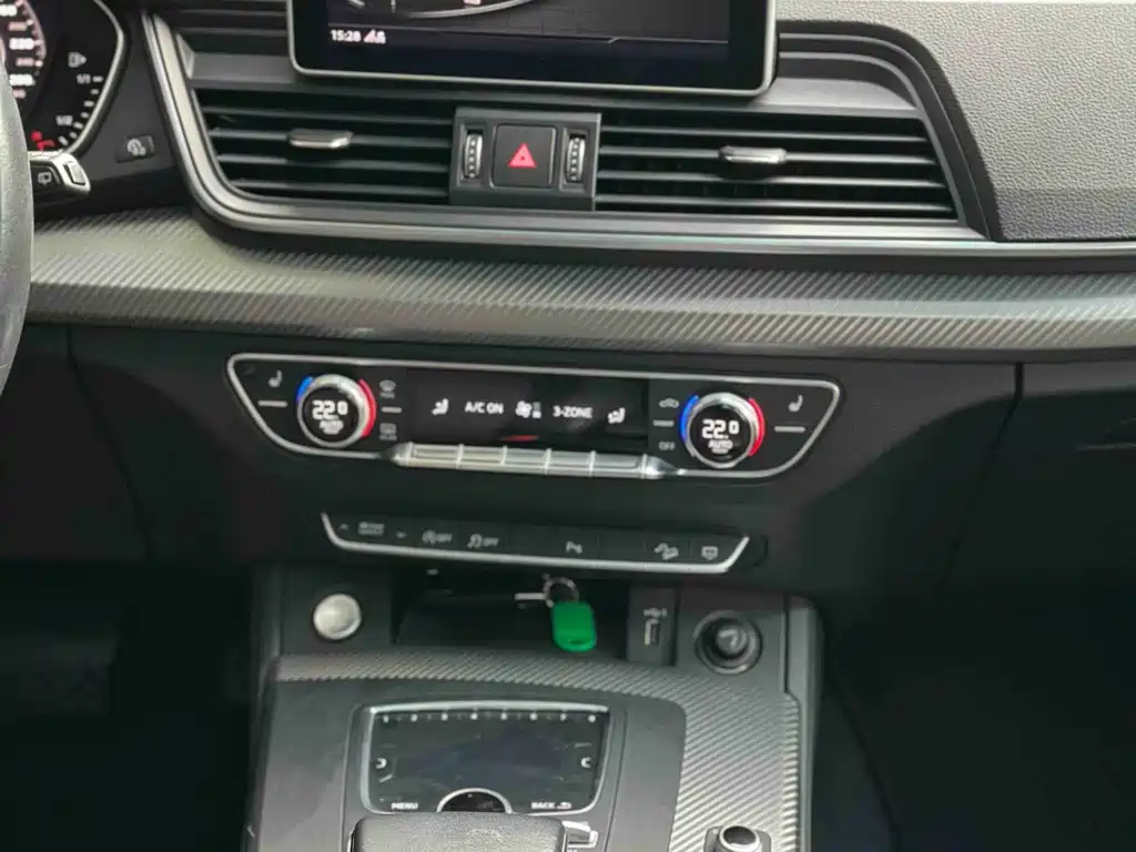Audi Q5L — миниатюра 18