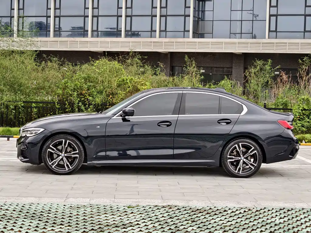 BMW 3 Series — миниатюра 5