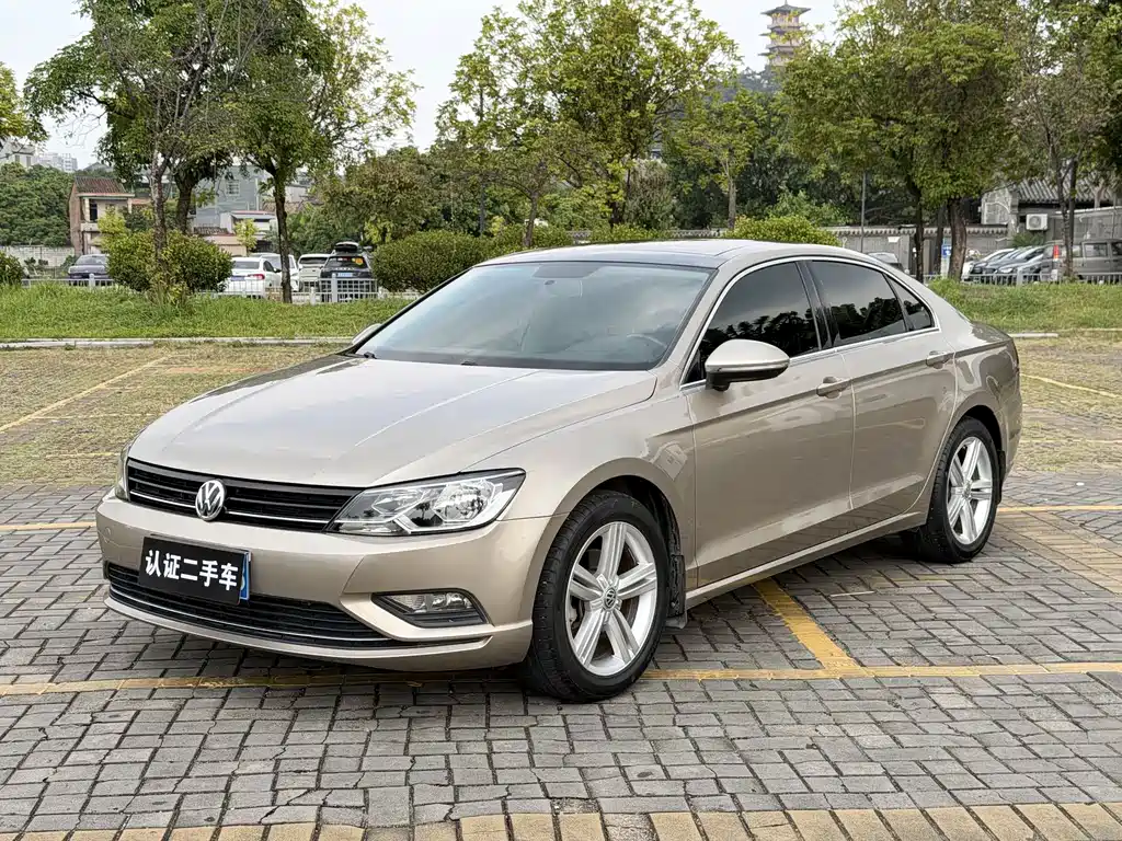 Volkswagen Lamando