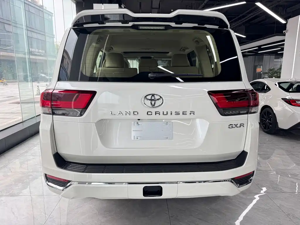 Toyota Land Cruiser 2026 4.0L AT