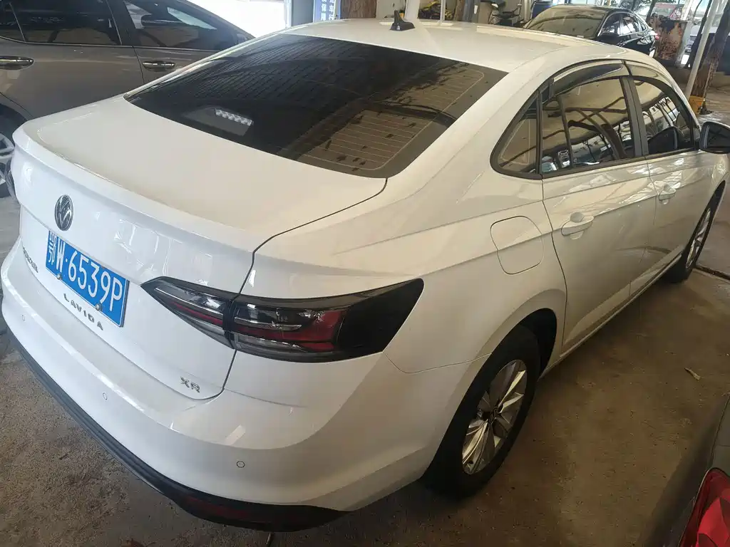 Volkswagen Lavida — миниатюра 12