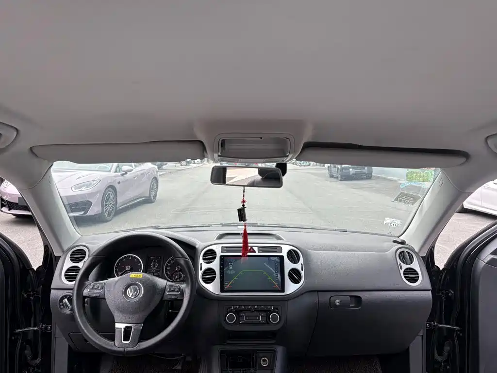Volkswagen Tiguan — миниатюра 5