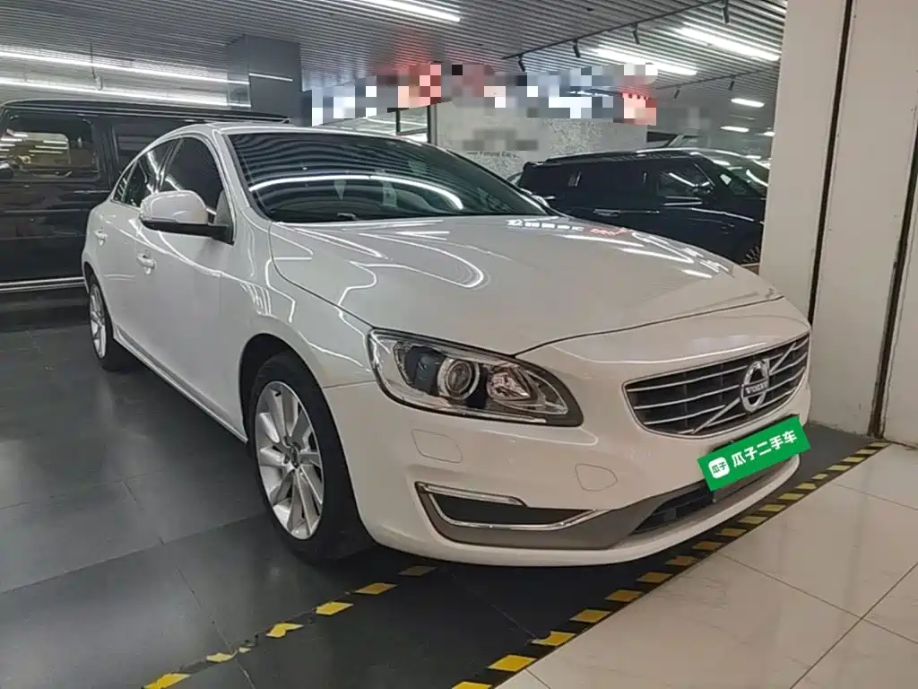 Volvo S60 — миниатюра 4