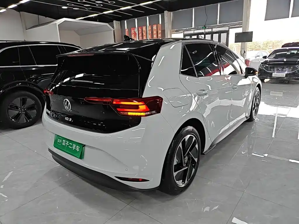 Volkswagen ID.3 — миниатюра 7