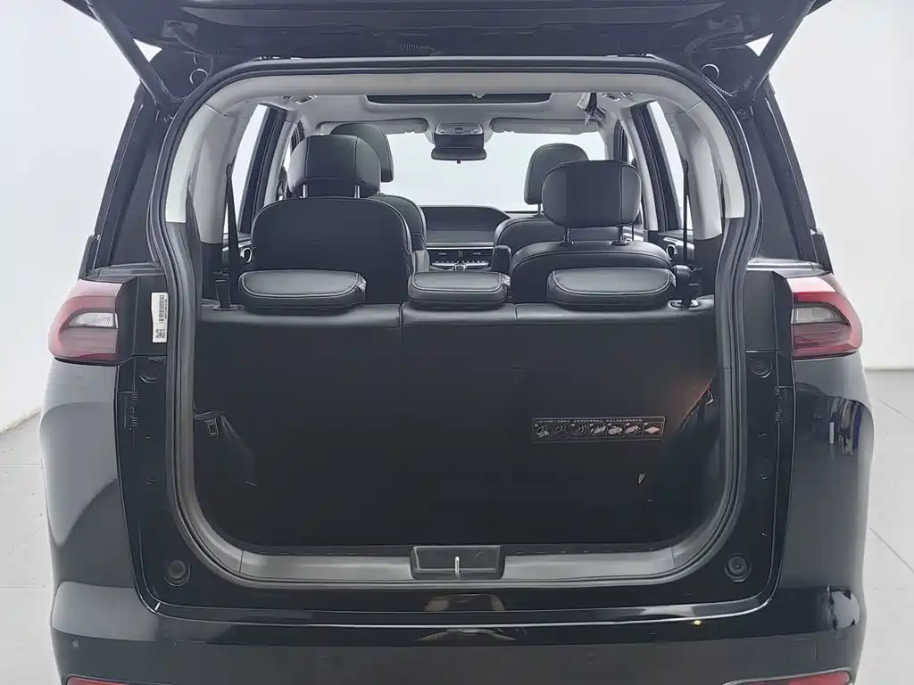GAC Motor Trumpchi M6 — миниатюра 16