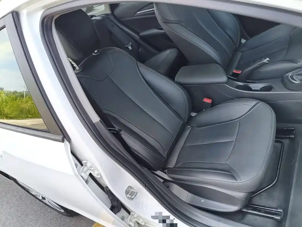 Buick Excelle — миниатюра 25