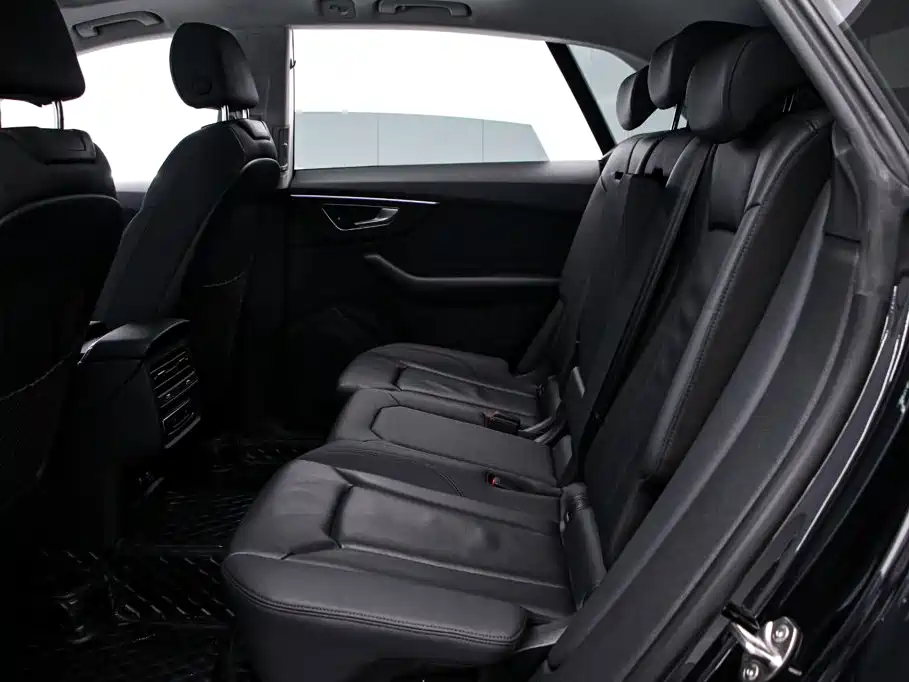 Audi Q8 — миниатюра 15