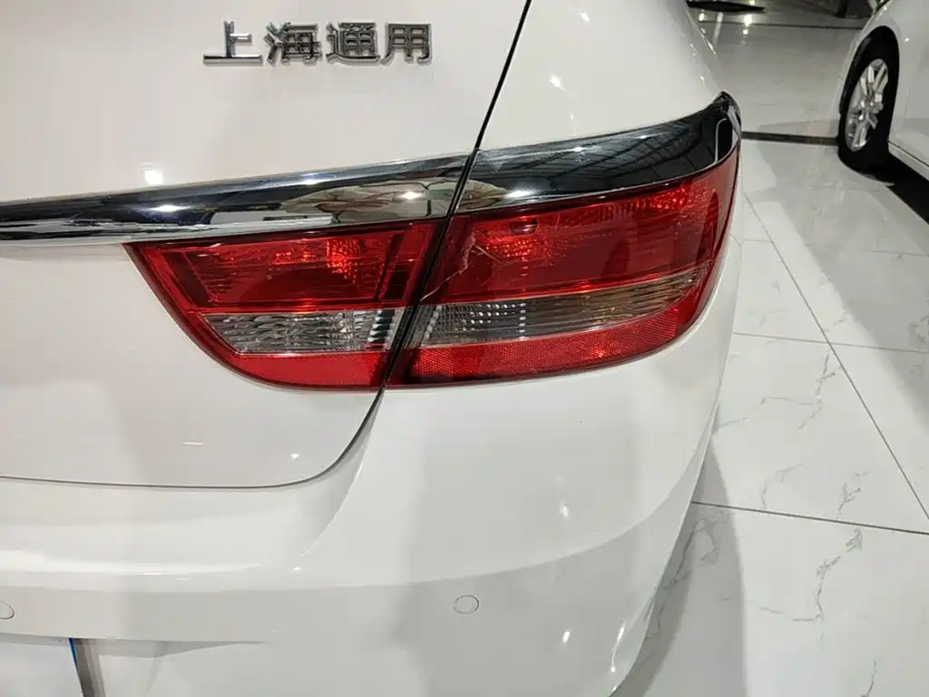 Buick Excelle — миниатюра 8