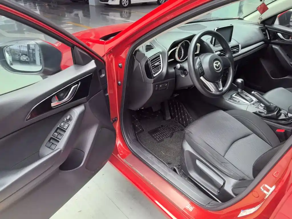 Mazda 3 Axela — миниатюра 16