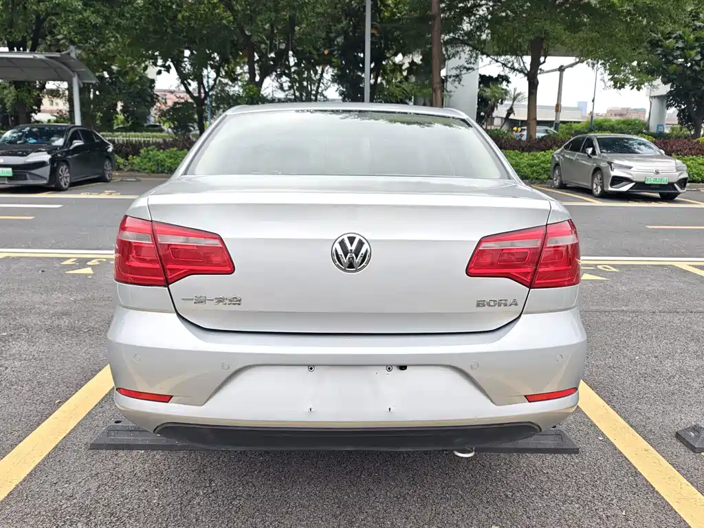 Volkswagen Bora — миниатюра 22