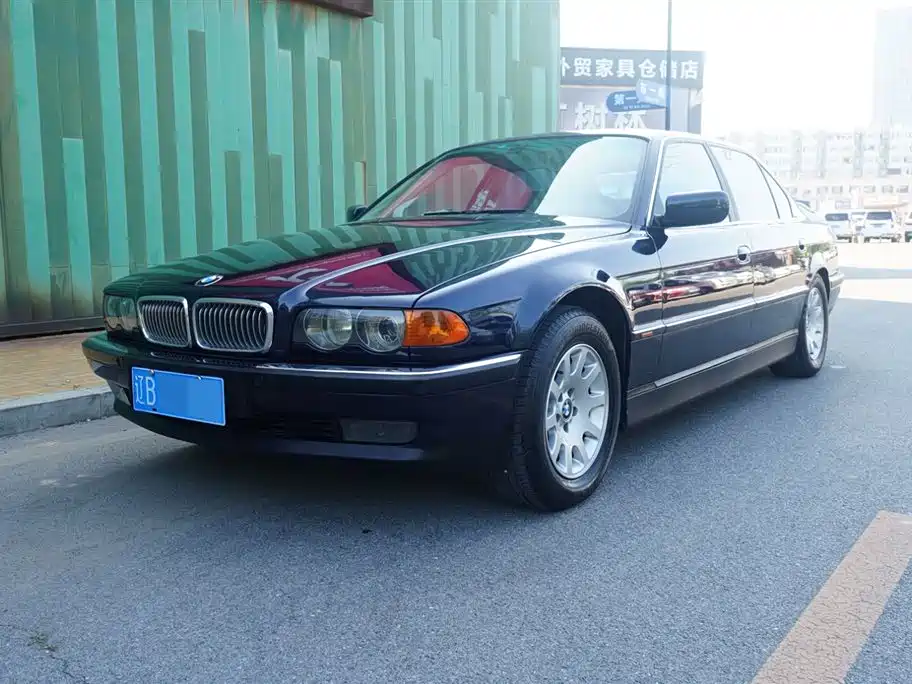 BMW 7 Series 2002