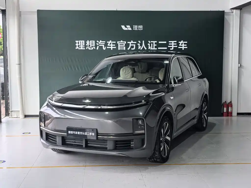 Li Auto L8