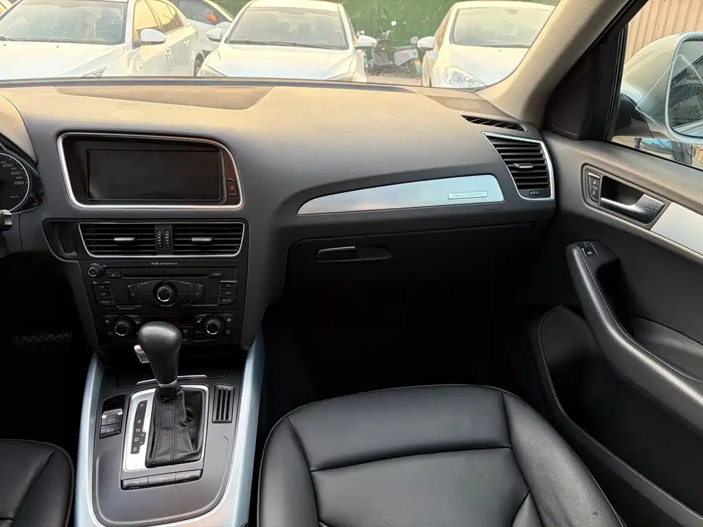 Audi Q5 — миниатюра 12