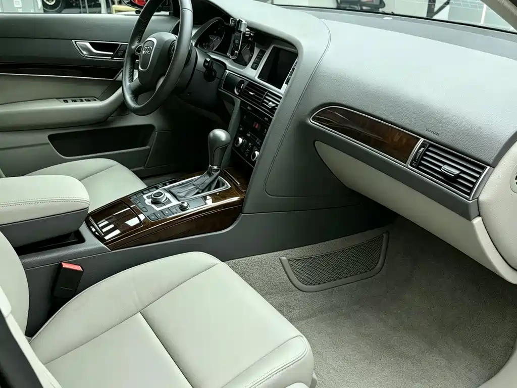 Audi A6L — миниатюра 5