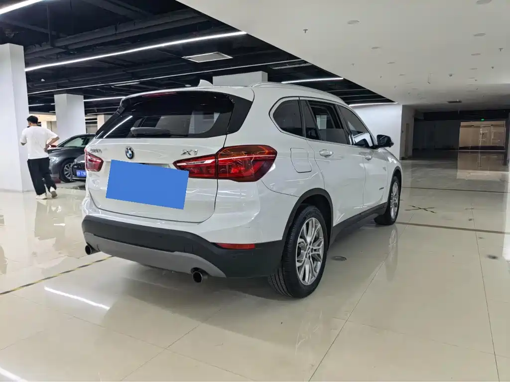 BMW X1 — миниатюра 4