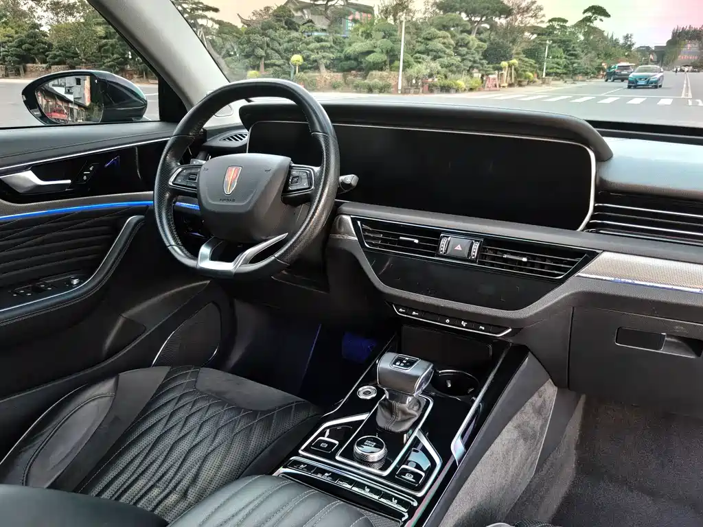 Hongqi Hongqi HS5 — миниатюра 7
