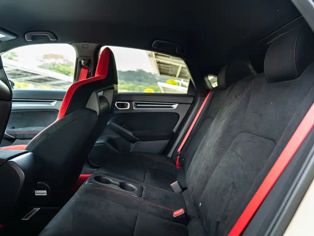 Honda Civic (Import) — миниатюра 18