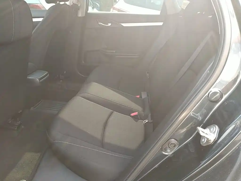 Honda Civic — миниатюра 17