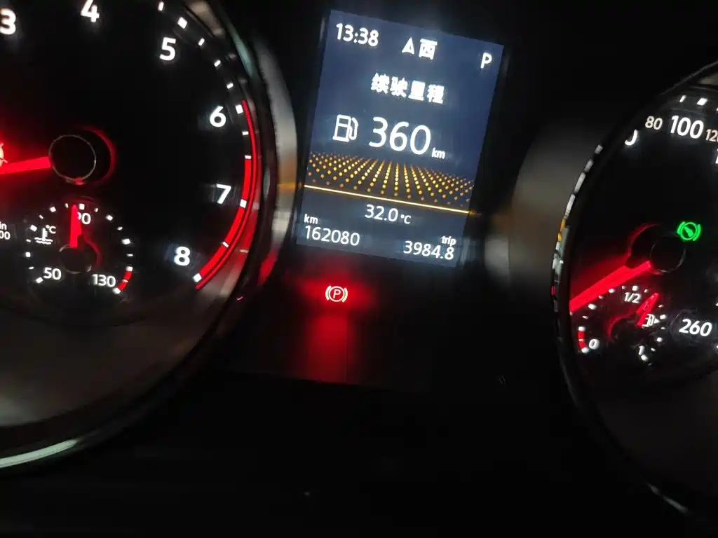 Volkswagen Tiguan L — миниатюра 5