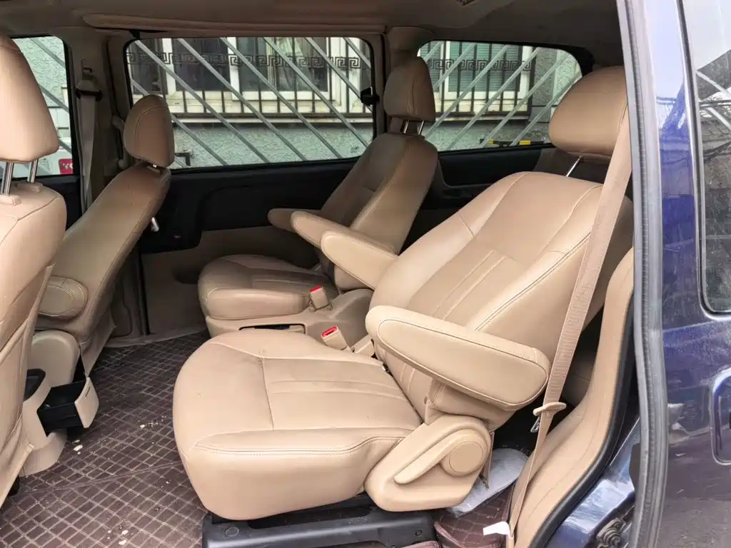Buick GL8 — миниатюра 13