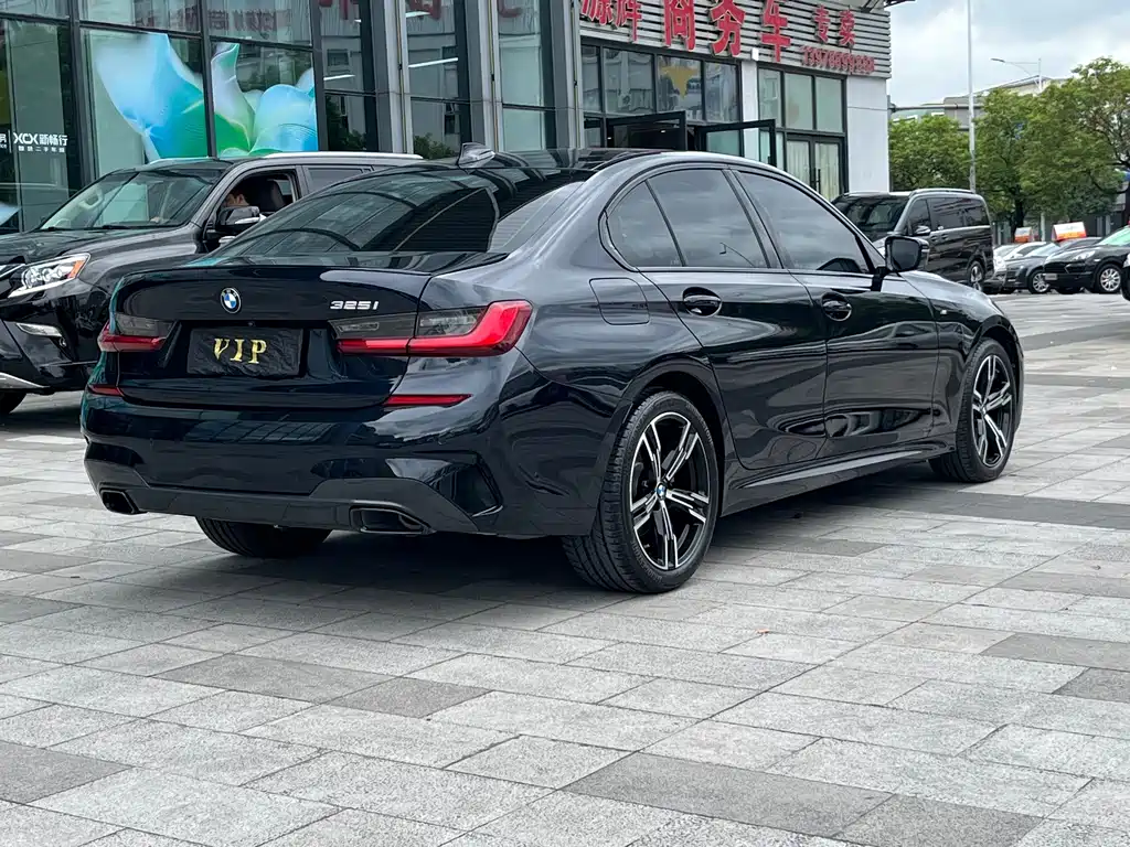 BMW 3 Series — миниатюра 6