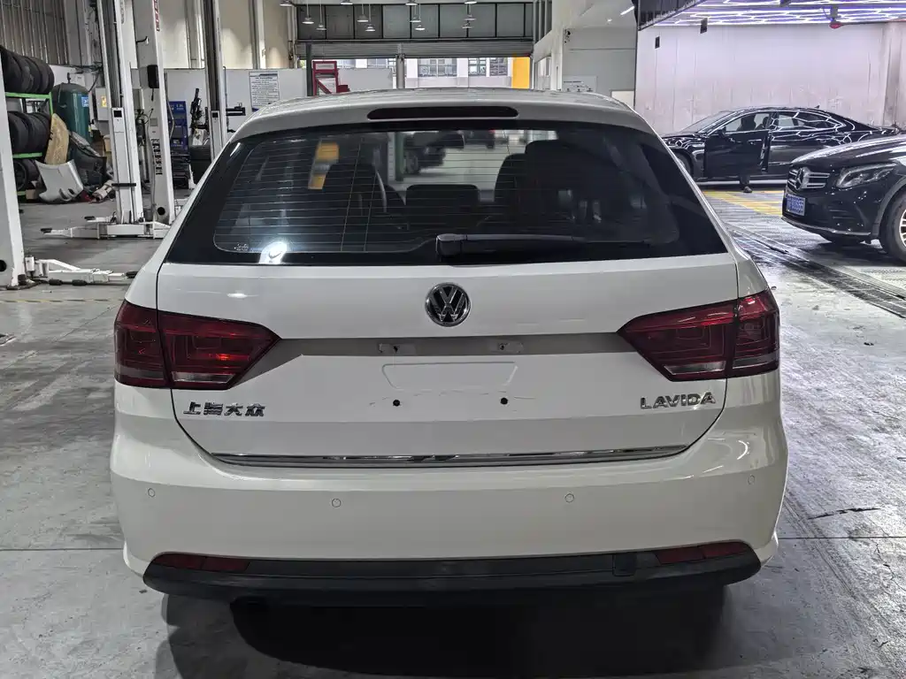 Volkswagen Gran Lavida — миниатюра 5