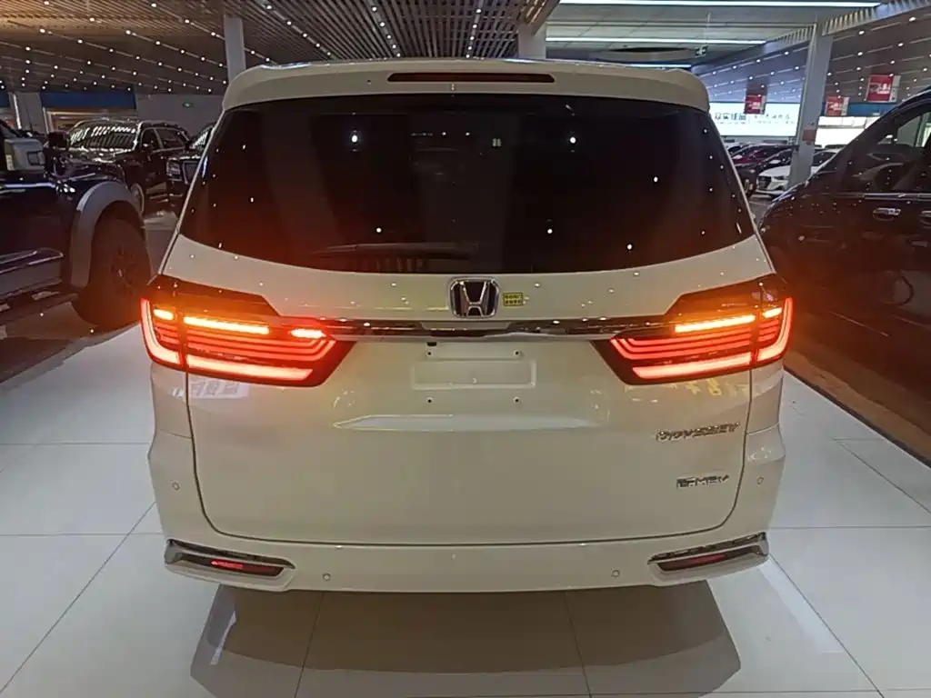 Honda Odyssey — миниатюра 6