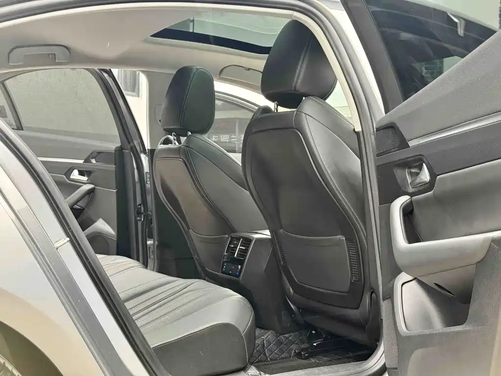 Peugeot 508 2025 508L 400THP Flagship